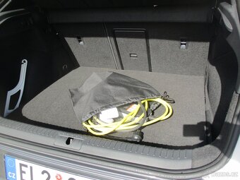 Cupra Formentor 1.4 e HYBRID VZ 245PS DSG 12/2022 - 16