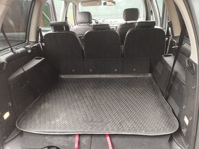 Ford Galaxi - 16