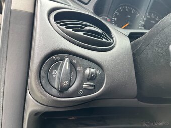Ford Focus 1.6i 74KW, Klimatizace, Nová STK - 16