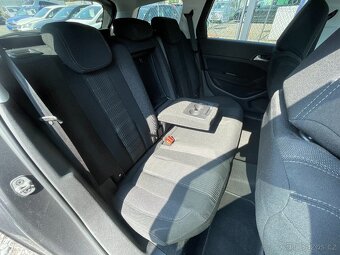 Peugeot 308 2,0 HDi Serviska, LED, Senzory - 16