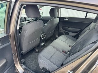 Kia Sportage 1.7 CRDi 104 kW Comfort DCT / ČR - 16