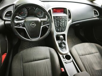 OPEL ASTRA 1.6 BENZÍN, ROK 2010, NAJETO 118.700 KM - 16