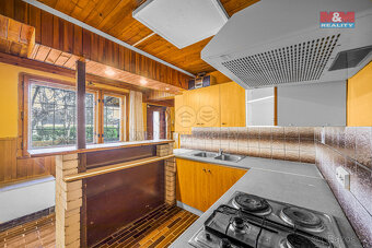 Prodej rodinného domu s garáží, 135 m², Praha, ul. K Horkám - 16
