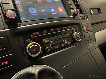 VW Multivan T5 2.0 TDI 103kW 2x ŠOUP. 7 MÍST TAŽNÉ CarPlay - 16