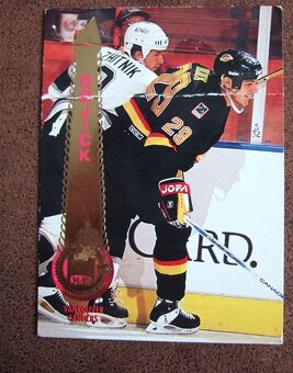 hokejové kartičky NHL - 16