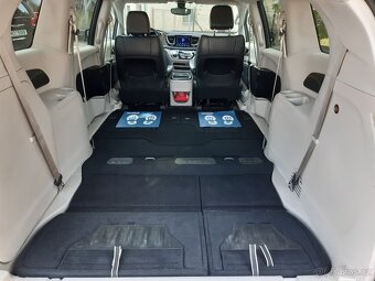 Chrysler Pacifica 3,6L V6, 7míst, kůže, kamera, tažné, LPG - 16