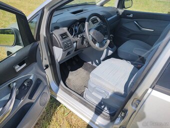 Ford C-max 1,616V 85kW (benzín) - 16