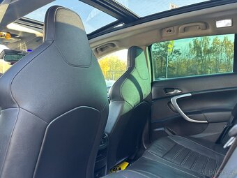 Opel Insignia Sports Tourer 2012 - 16