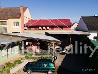 Rohatec Prodej penzionu, 10 apartmánů - 16