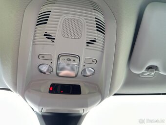 Peugeot 3008 1,5 BLUE HDI 96kw - 16