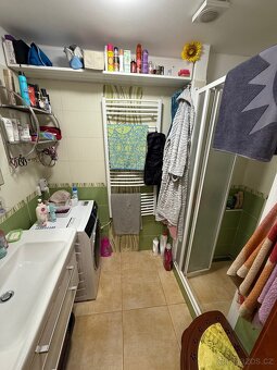 Prodej bytu 3+KK s balkonem, zahrádkou a parkovacím stání - 16