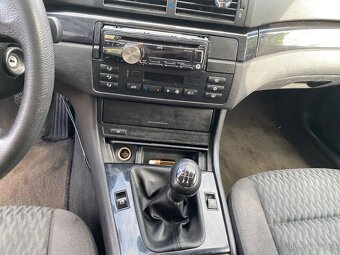 BMW 320i (E46) Sedan 2001 - 16