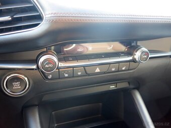 MAZDA 3 2.0 SKYACTIV-G 122 SELECTION r.v.08/2021 MARTIX,NAVI - 16