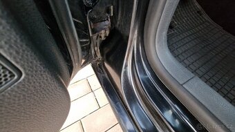 Vw Polo 1,4i 59Kw benzin - 16
