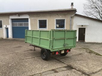Přívěs za traktor sklopný - 16