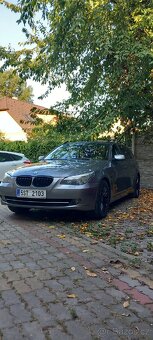 BMW 525 D e61 LCI rok 2009 - 16