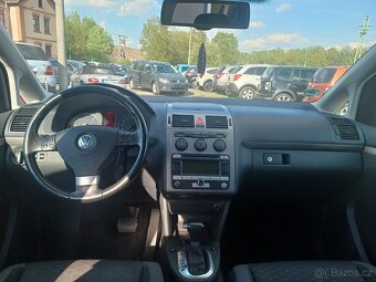 VW Touran, 2.0TDI, DSG, ALU, tažné - 16