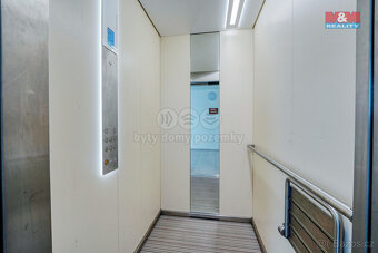 Pronájem bytu 2+kk, 81 m², Plzeň, ul. Železniční - 16