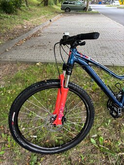 Horské dívčí kolo Specialized - 16