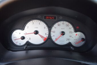 ►►Peugeot 206 1.4 i 55 KW NÍZKÉ KM • KLIMA◄◄ - 16
