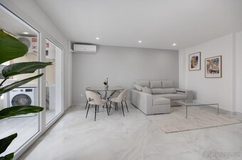 ŠPANĚLSKO, Torrevieja, apartmán po kompletní rekonstrukci - 16