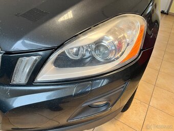 VOLVO XC 60 2.4 D 120 kW 6 RYCHLOSTÍ 4x4 PUVOD ČR - 16