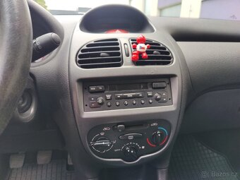Peugeot 206 1,1i / servo / pneu / ČR / - 16