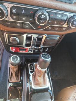 Jeep Wrangler Rubicon E-Hybrid 3.6i,209kw.4x4.MILITEM-FEROX - 16