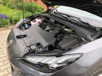 Prodám MG4 Electric r.v 12/2022 125 KW baterie 54 KWh DPH - 16