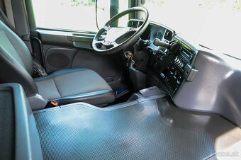 VALNÍK S PLACHTOU 18-PALETOVÝ + HYDRAULICKÉ ČELO SCANIA P250 - 16