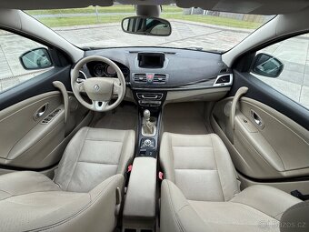 Renault Megane - 2011 - 1.4i 96kW benzin - pouze 91.054Km - 16