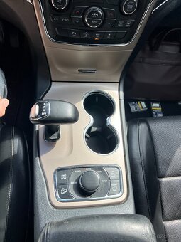 Jeep Grand Cherokee 3.0D Summit - 16
