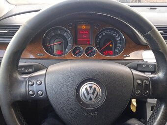 VOLKSWAGEN PASSAT B6 SEDAN 2,0FSi110kw,HIGHLINE,ČR,SERVISKA - 16