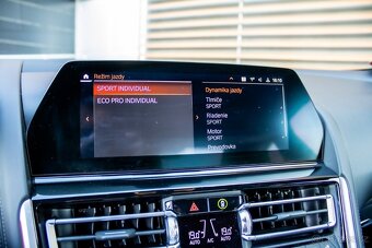 BMW Rad 8 Coupé 840d xDrive Exclusive - 16
