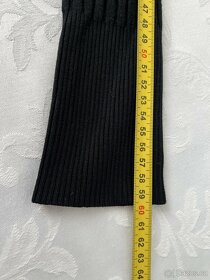 Dáms. černý top/tričko/svetřík s dl. ruk. a výstřihem – M/L? - 16