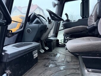 JCB FASTRAC 3230 Dovoz Nemecko  RV 2014 - 16