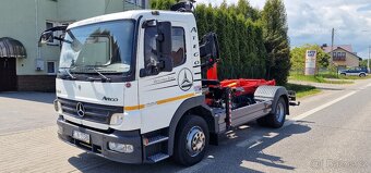 MERCEDES-BENZ ATEGO HÁKOVÝ NOSIČ KONTAJNEROV S HYDRAULICKOU - 16