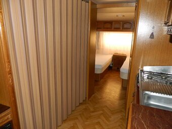 CHATA NA KOLECH - dvouosý karavan Hobby Prestige - 16