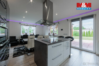 Prodej rodinného domu, 198 m², Sadov - 16