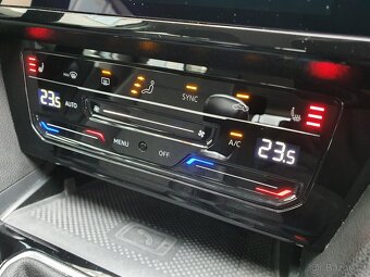 VW Passat B8 Variant 2.0 TDI 110kW Man. - záruka Autodraft - 16