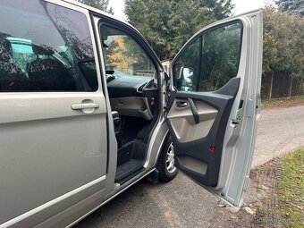 FORD CUSTOM TOURNEO 2,2 TDCI 114 kW NOVÁ STK 8MÍST - 16