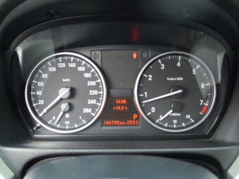 BMW 320 2.0i autom. 125kw(170hp) r.v.12/2009 - 16