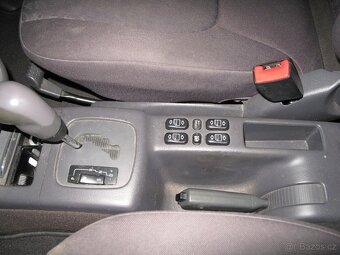 Mercedes-Benz A170 cdi automat v nouzáku - 16