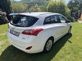 Hyundai i30 Combi 1.6 CRDi - 16