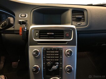 VOLVO V60 D2 DRIVE-E SUMMUM - 16