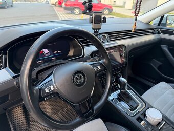 Volkswagen Passat B8 Top stav Bez investic Bohatá výbava - 16