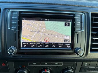 Volkswagen Transporter T6 2.0TDI 4M DSG 110kW, DPH, 8 míst - 16