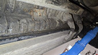 Toyota Land Cruiser 90, 1kz-te, 3.0, 92kw, manuál - 16