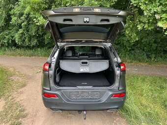 Jeep Cherokee 2,2 MultiJet 147 KW 4x4 NIGHT EAGLE - 16
