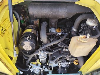 Minibagr Yanmar B15. 2x lyžica. - 16